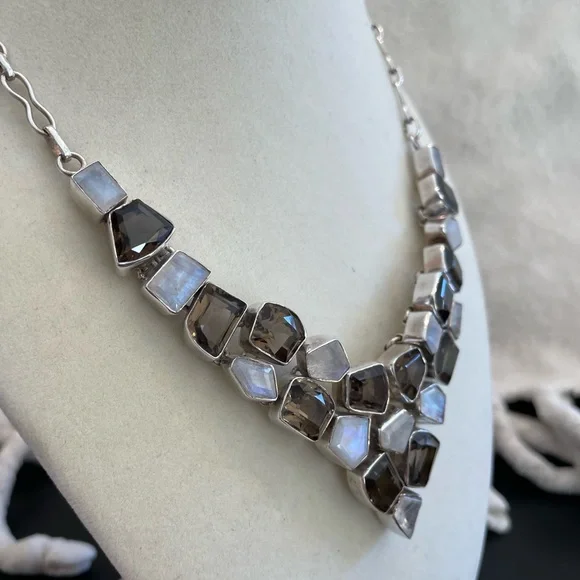 Opalite and Smokey quartz 925 silver adjustable necklace - Picture 2 of 7